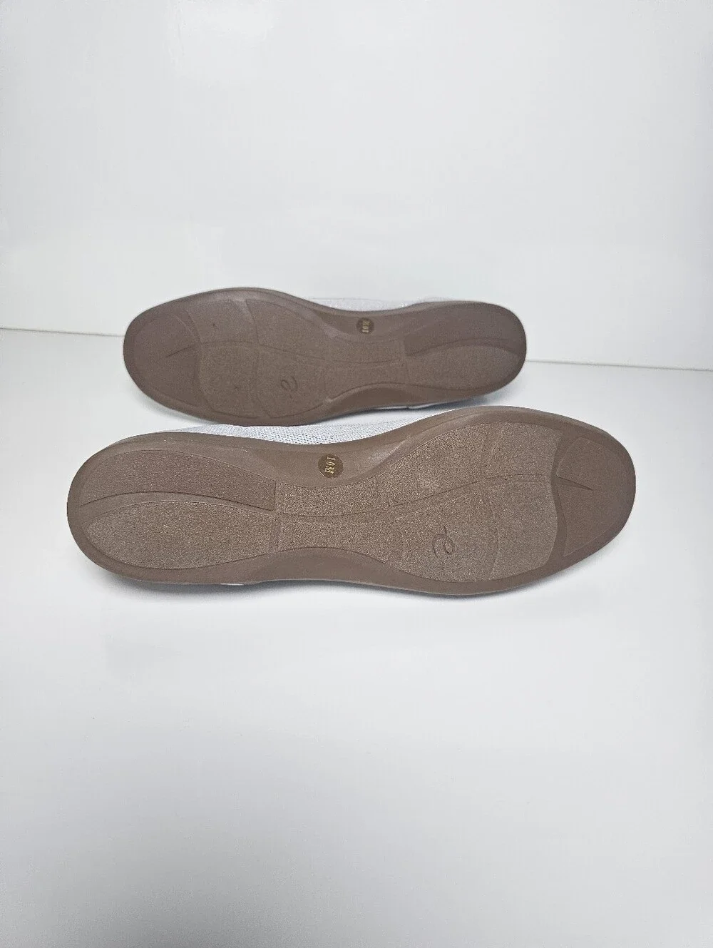 Easy Spirit Silver Gray Knit Comfort Loafers Women's Size 10 NWOB